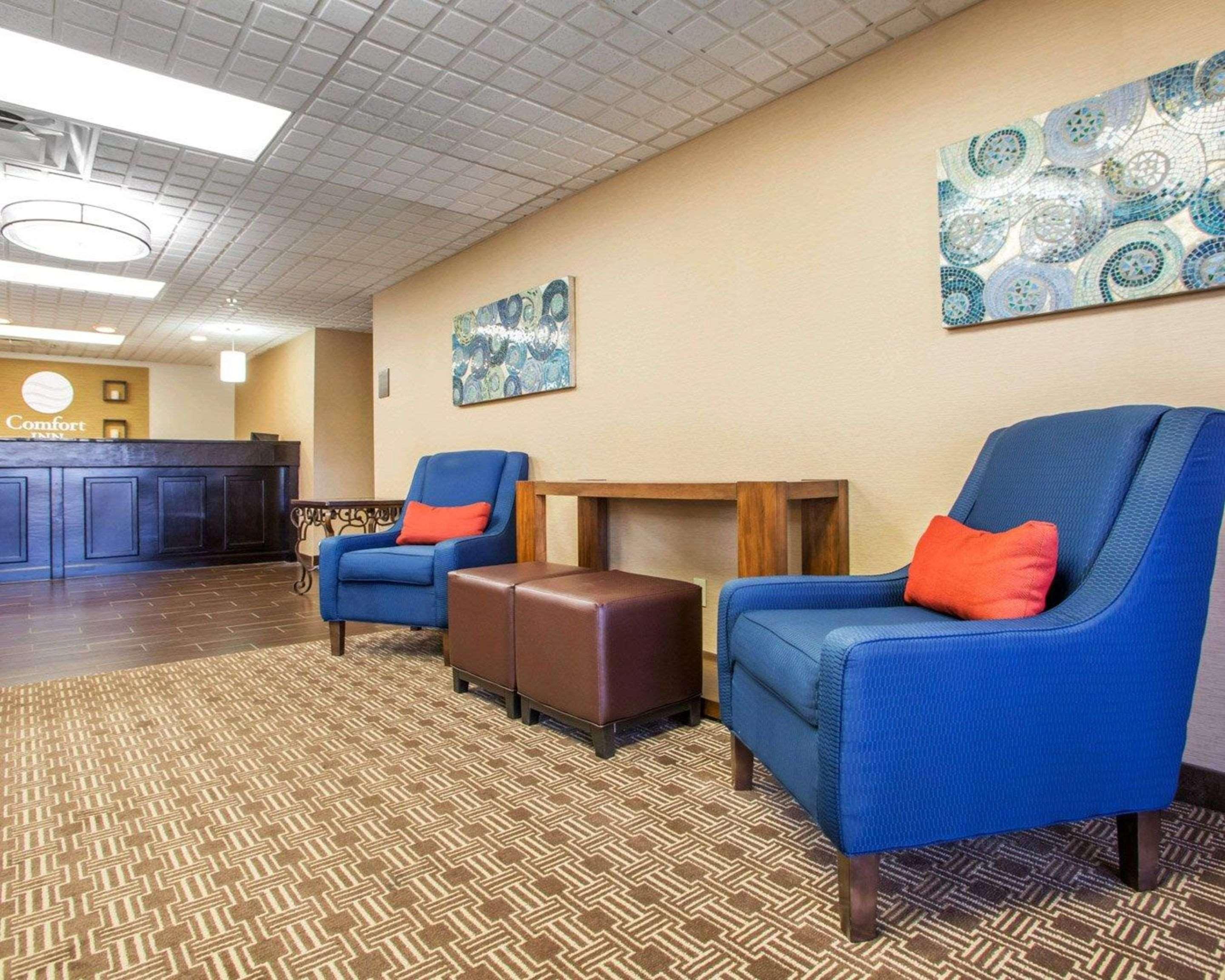 Comfort Inn Dayton - Huber Heights Экстерьер фото