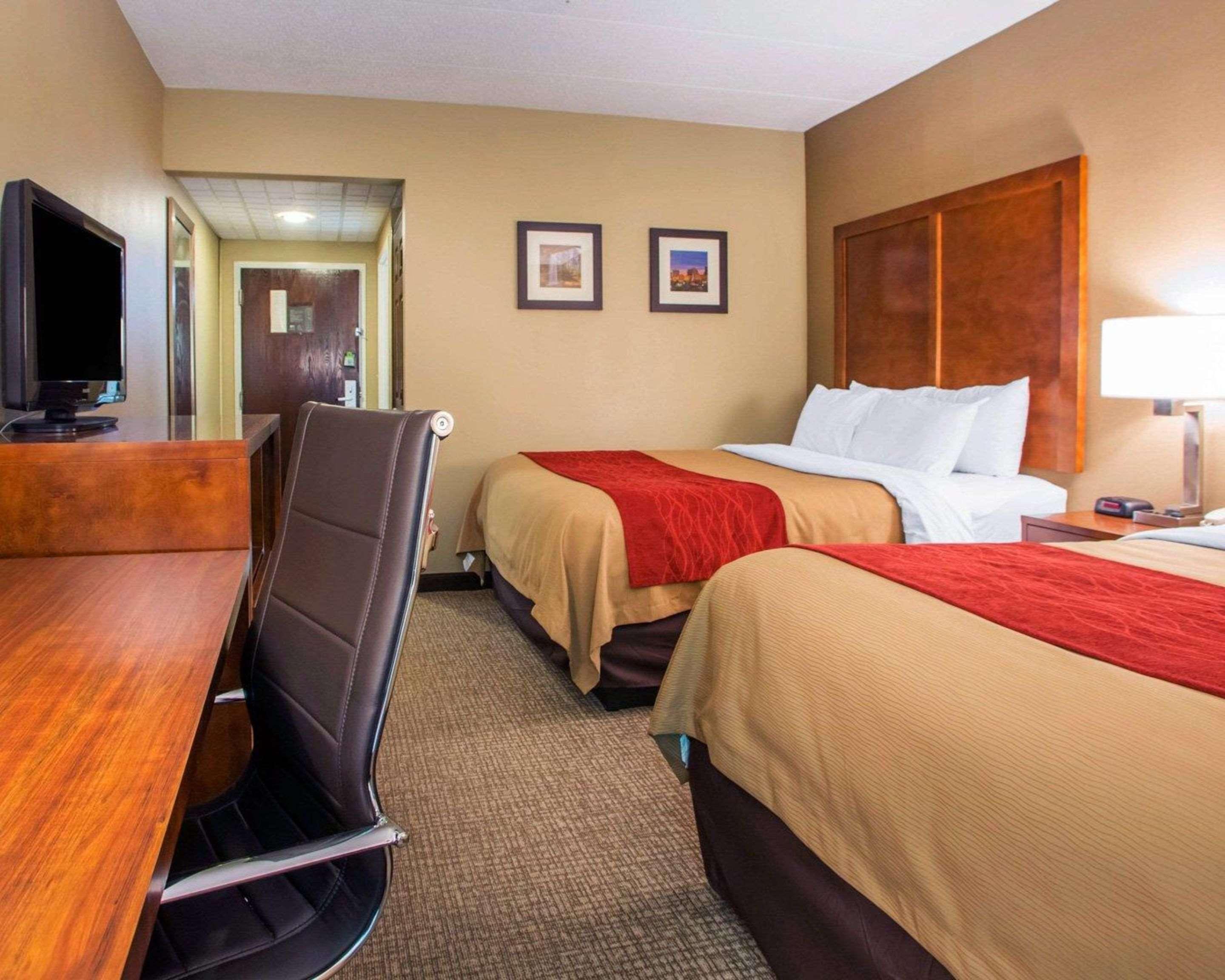 Comfort Inn Dayton - Huber Heights Экстерьер фото