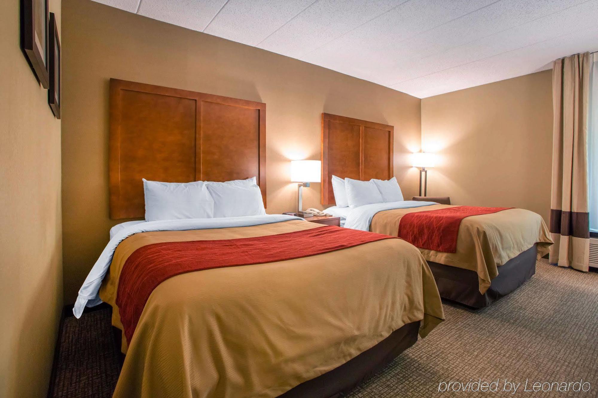 Comfort Inn Dayton - Huber Heights Экстерьер фото