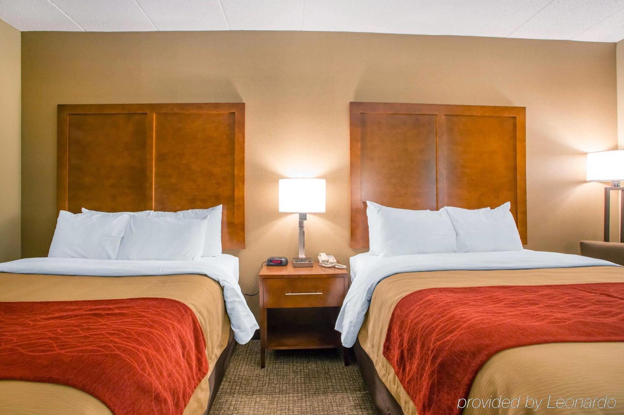 Comfort Inn Dayton - Huber Heights Экстерьер фото